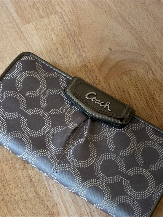 Coach Handbags - Coach Gray Signature Continental Wallet with Logo Snap